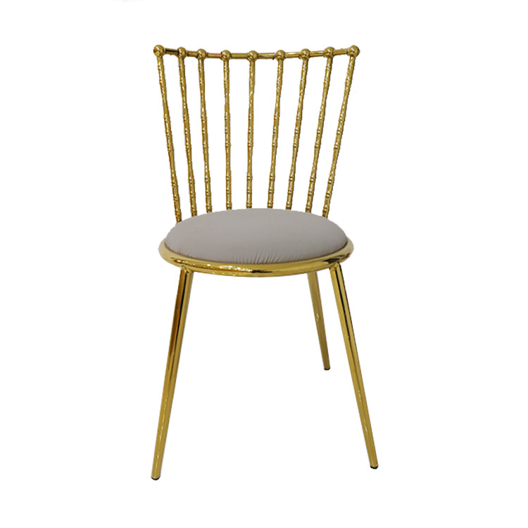 Silla de comedor de metal silla de comedor transfronteriza silla de diseño nórdica de lujo ligero silla de mesa de comedor de alta calidad