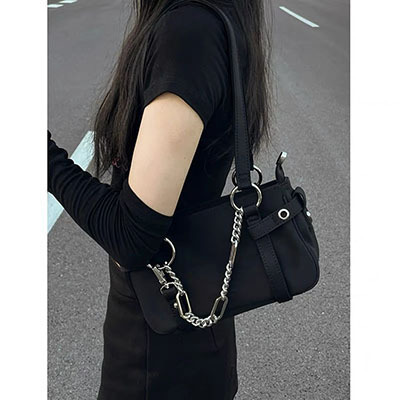  trendy niche new Korean women's bag with chain, motorcycle-style underarm bag, high-end shoulder crossbody handbag