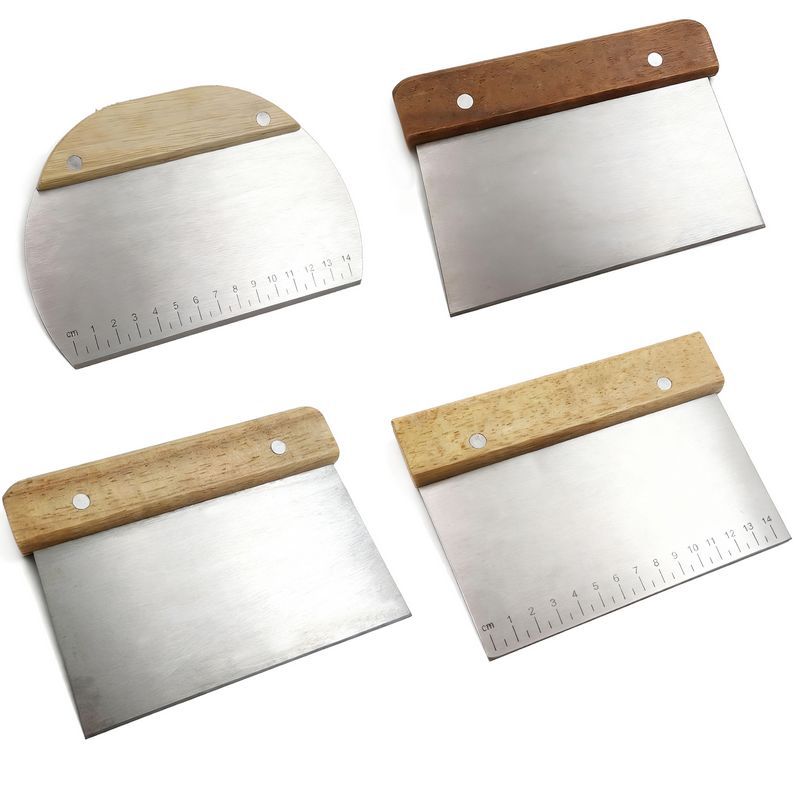 Factory Direct Supply Baking Tools Oak Handle Dough Cutter Scraper with Scale Flour Cutter Stainless Steel Dough Cutter