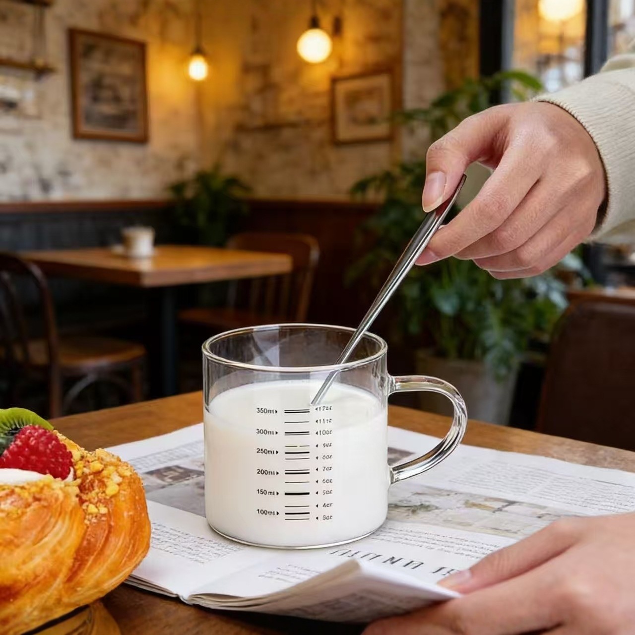 Taza de vidrio de alta borosilicona de grado alimenticio in-viento taza de agua de vidrio taza de leche transparente resistente a altas temperaturas