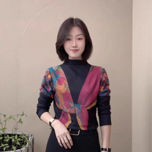 一件代发2025秋冬新款半高领印花长袖百搭时尚显瘦修身打底小衫女
