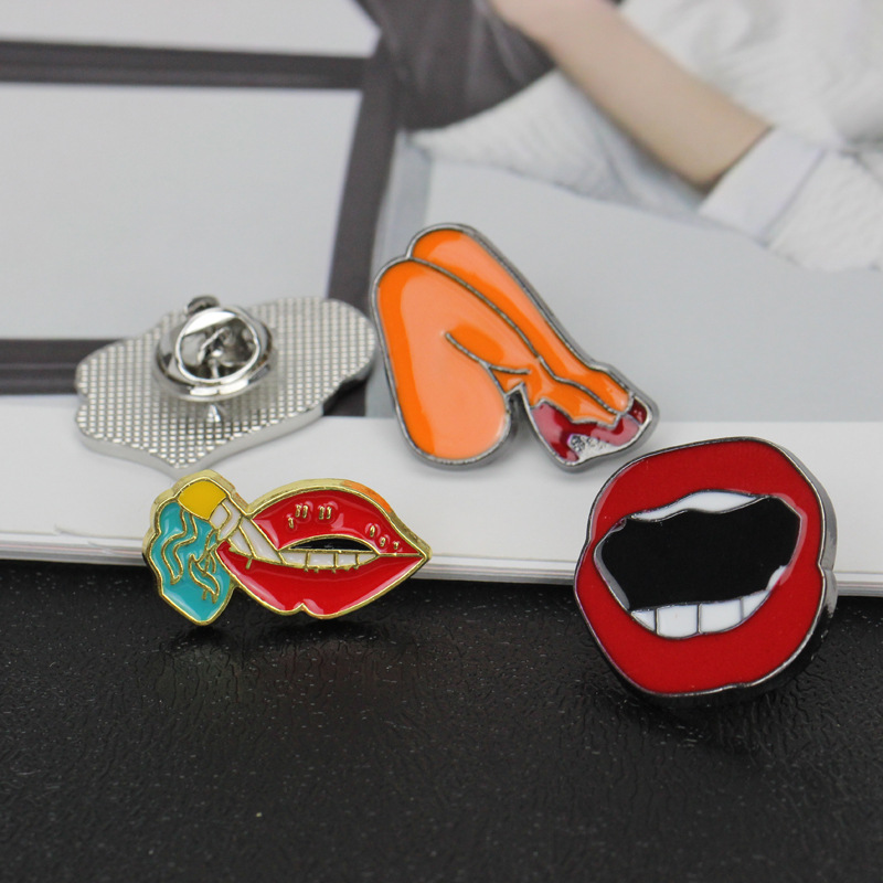 Korean Version Of Creative Sexy Red Lips Oil Drip Alloy Brooch display picture 4