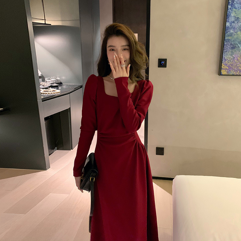 Red dress Women's French Long Sleeve Engagement Dress Daily Wear Hepburn Little Red Dress Elegant Spring and Autumn