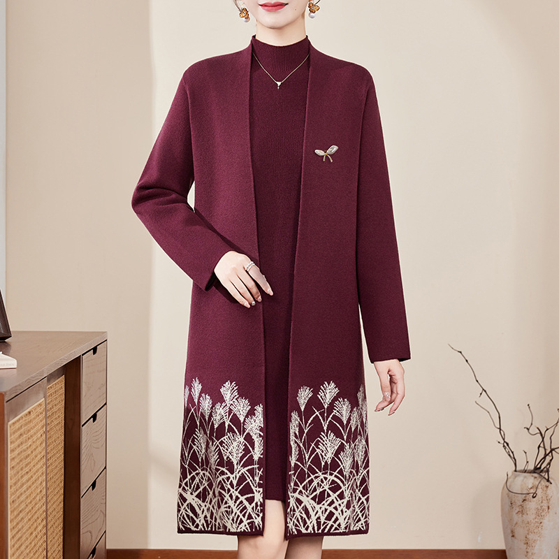 Demi-season long knitted set