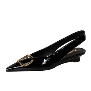 6600-K117 French Fashion V-Buckle Low Heel Pointed Shallow Mouth Casual Versatile Slope Heel Back Empty Rear Tripstrap S