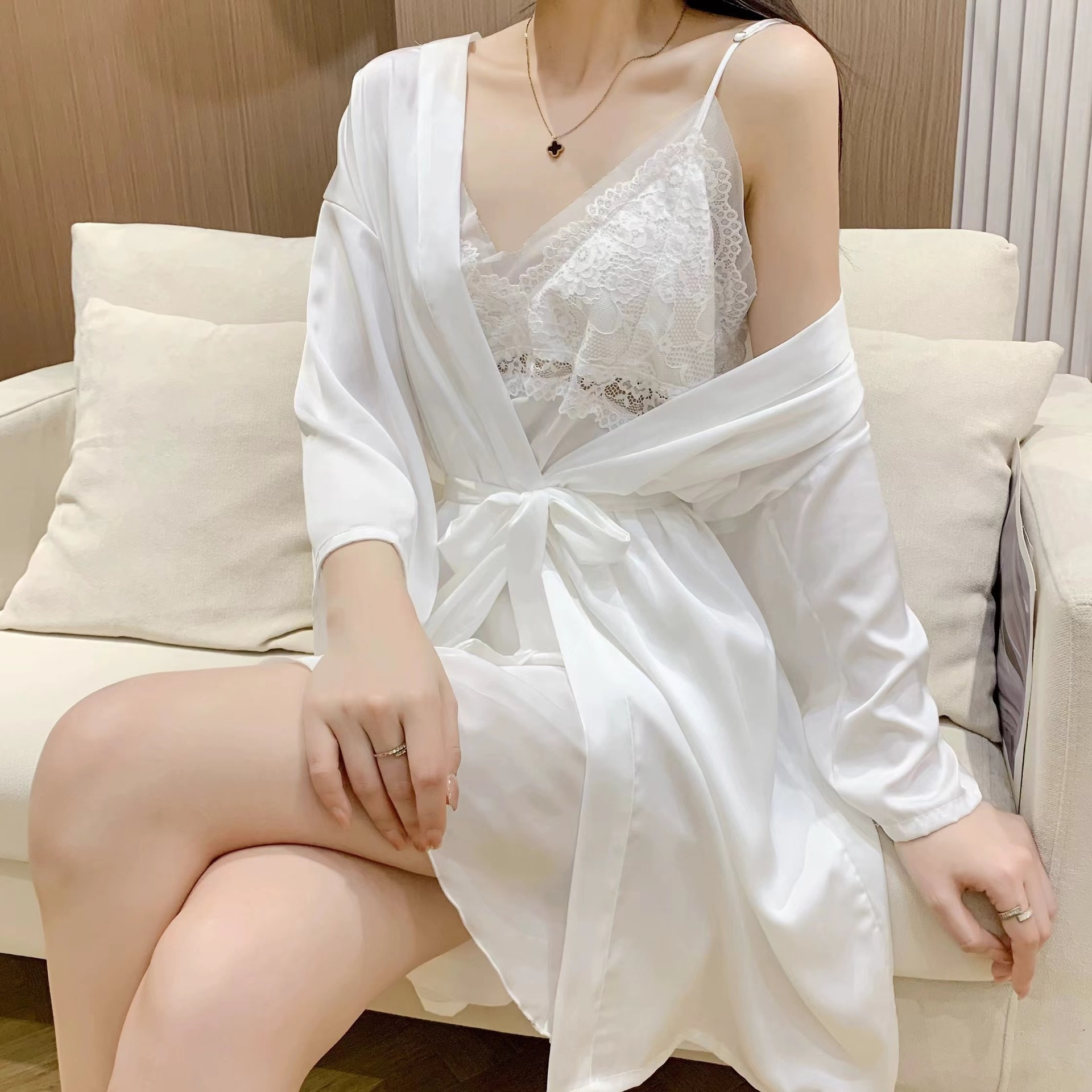甜美青春美背性感蕾丝吊带睡袍春夏冰雪丝家居服两件套丝滑纯欲风