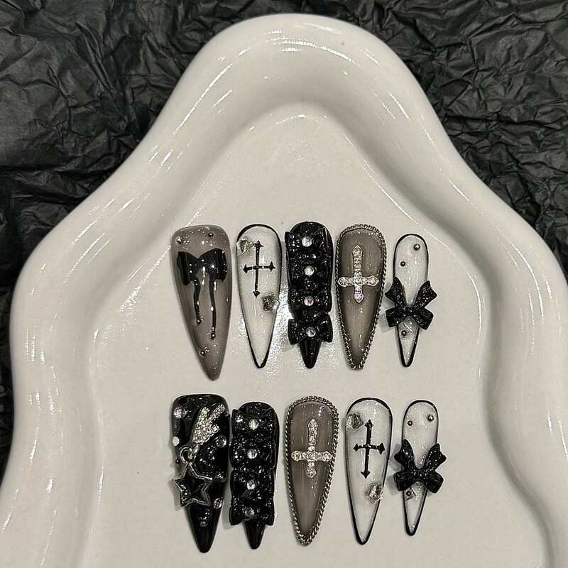 Yihe [Diablo Butterfly] pure handmade high-quality goods Diablo Gothic cross-border nail factory wholesale fake nails