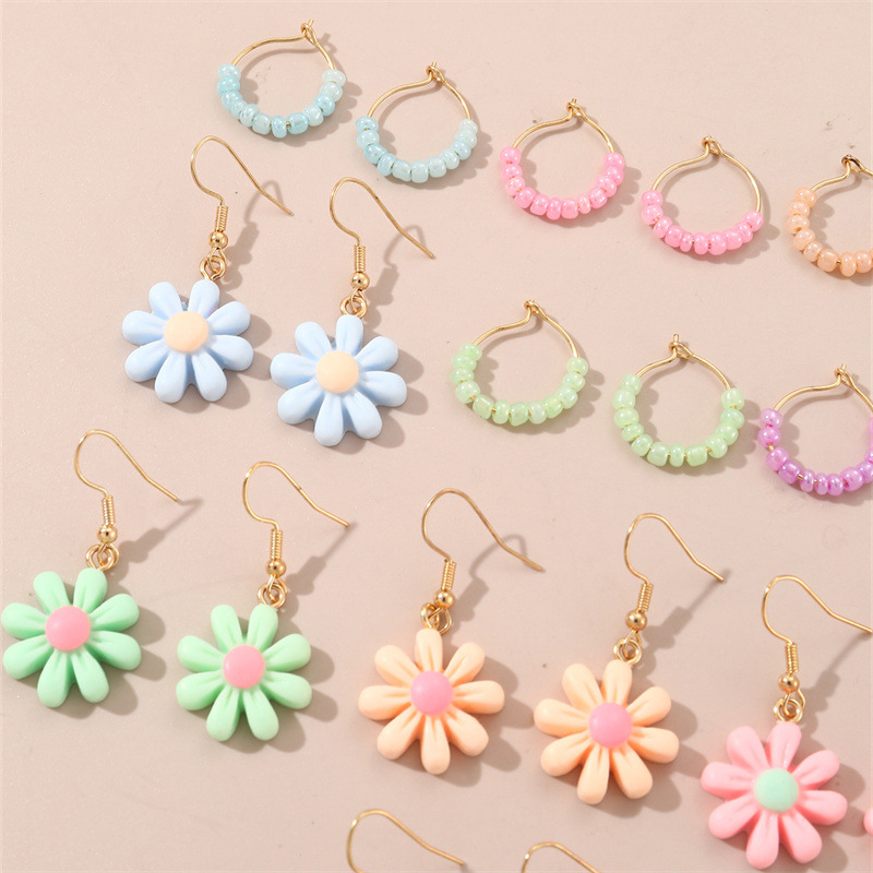 1 Set Simple Style Flower Plating Plastic Drop Earrings display picture 10