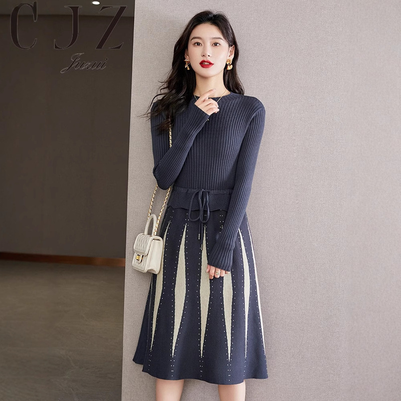 Knitted dress Autumn and Winter 2023 New Tight Waist Slimming Celebrity Western-style Mid-length Sweater Base Skirt
