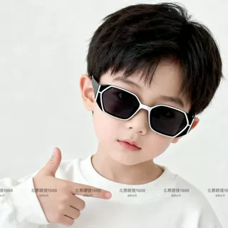 早春新款儿童太阳镜时尚简约小冰块墨镜复古老钱风猫眼男女童墨镜