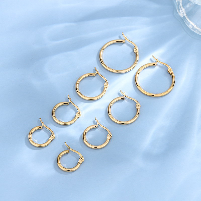 Men's Titanium Stud And Small Hoop Earring Set For Daily Wear_voghion.com