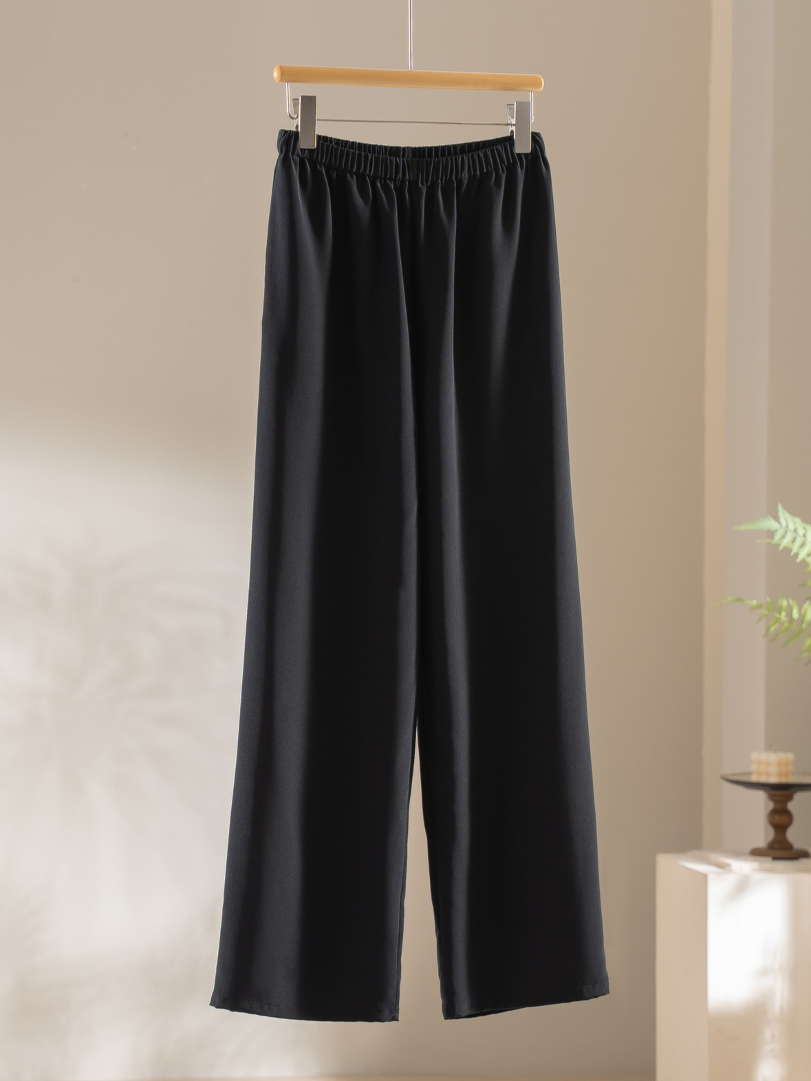 Breathable thin elastic silk casual trousers