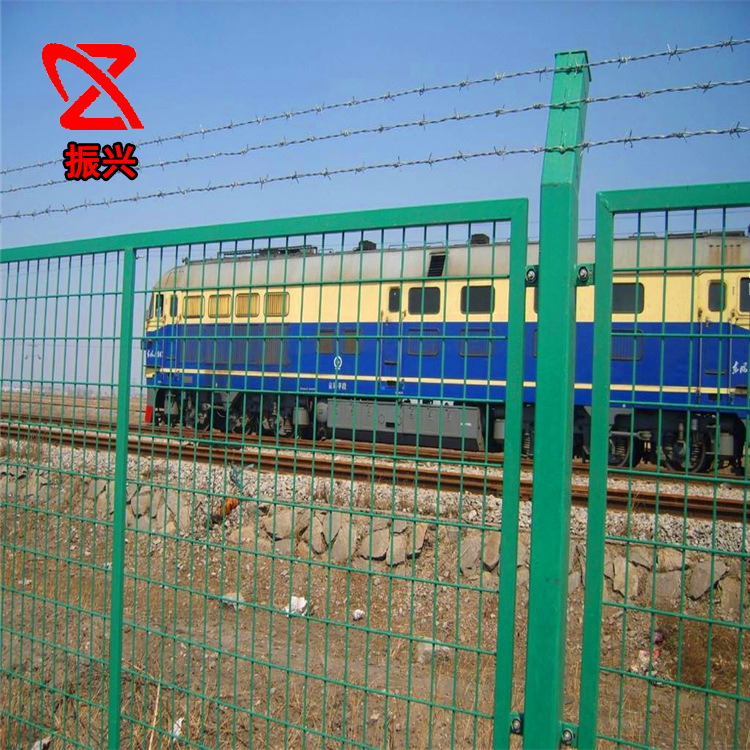 厂家供应围栏网护栏网 框架护栏网 绿色圈地框架护栏网 铁丝围网