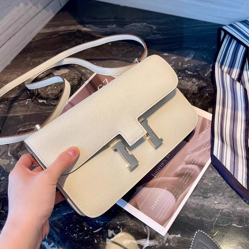 Guangzhou wholesale high-quality 2026 new model horizontal version Kangkang bag elan shoulder underarm bag palm-pattern genuine leather women's bag