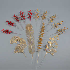 仿真12头红果12头金果小扇叶小爱心木绣球花朵尤加利新年福桶插花