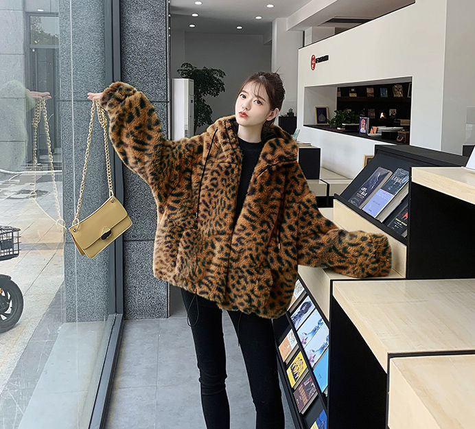 2022 Autumn and Winter New Imitation Fur Coat Women's Imitation Rex Rabbit Fur Hooded Plush Coat Loose Warm