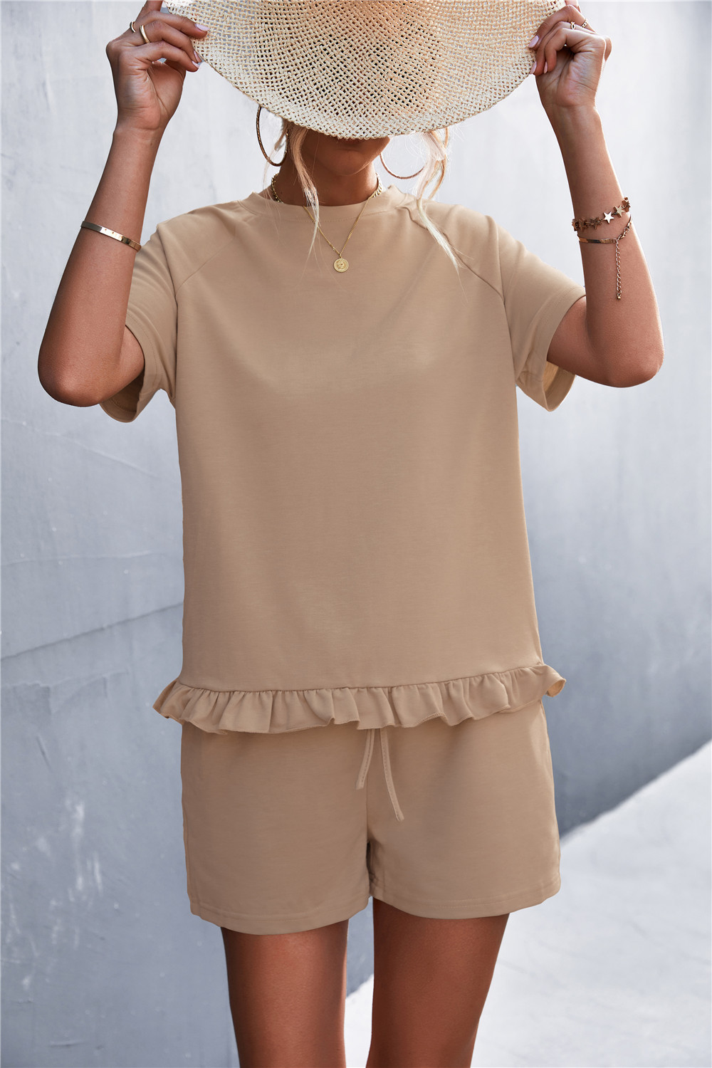 2023 Spring/Summer New Solid Round Neck Ruffled Short Sleeve Shorts Casual Set_voghion.com