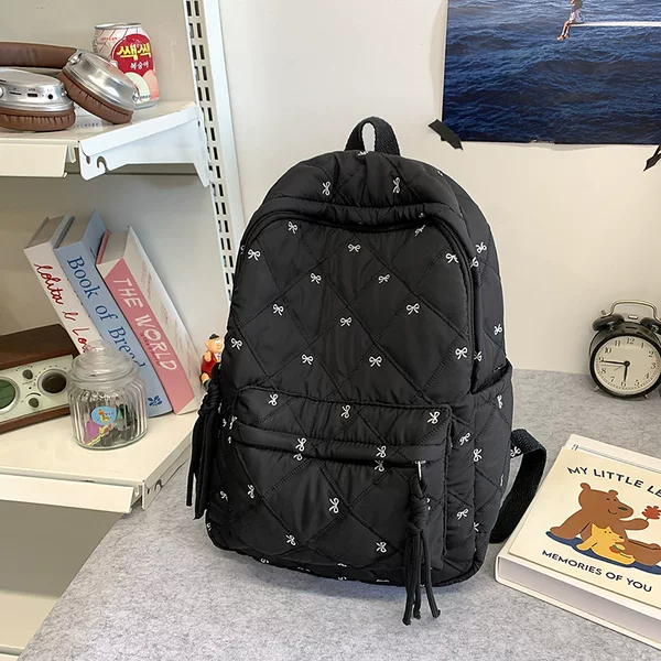 New stylish and versatile casual school backpack for female junior high and high school students, with a youthful and cute design