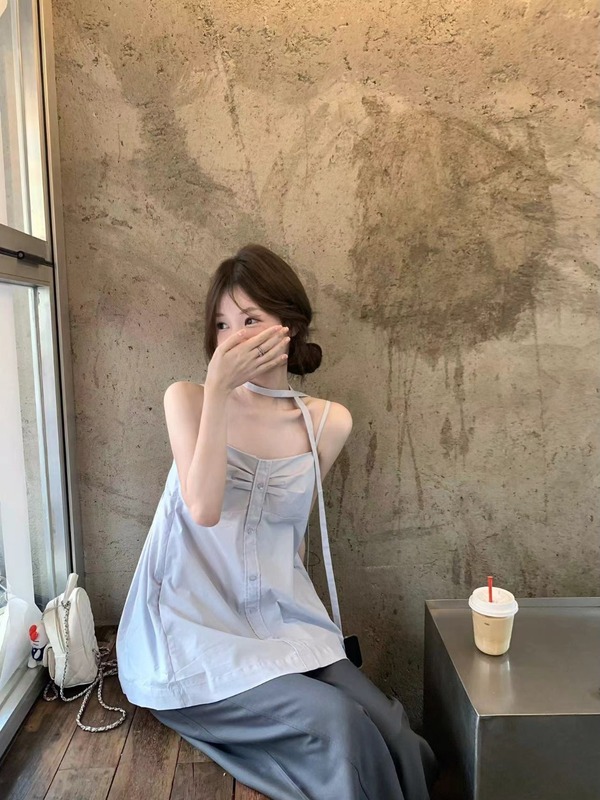 甘いデザインのプリーツホルターネックリボンキャミソールレディース夏年齢軽減シックなノースリーブシャツトップ|undefined