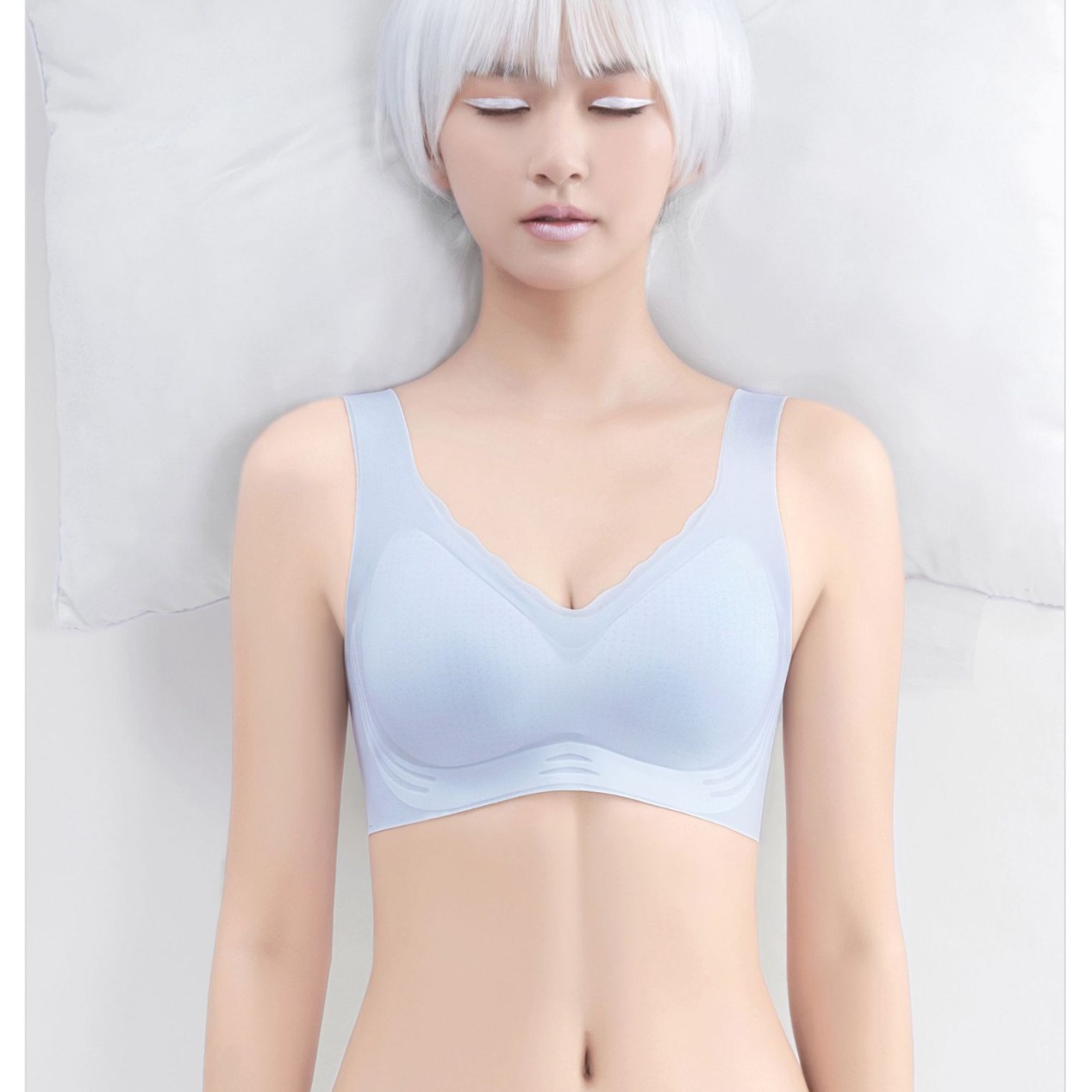 Venta directa de fábrica comercio electrónico transfronterizo sudeste asiático Vietnam Tailandia damas sin costuras fruncido lateral ancho correa de hombro sujetador