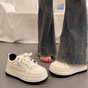 Super Popular High-Bottom Thick-Soled White Shoes for Women in Spring & Fall, Versatile Niche Sneakers 2025 New Popular Casual Sports Shoes