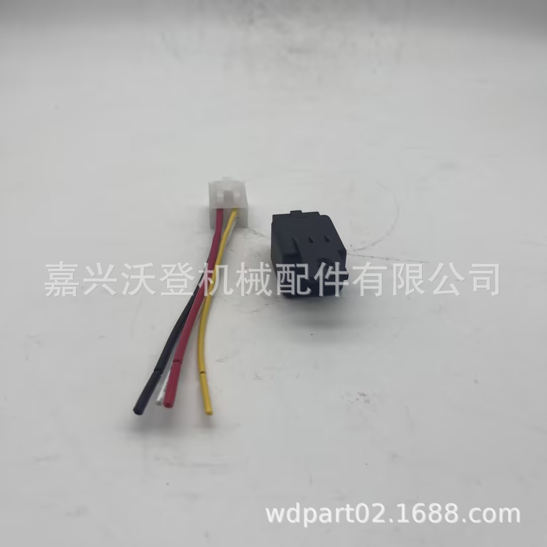 35800-75070 起动机继电器适用于久保田M4030 M4700
