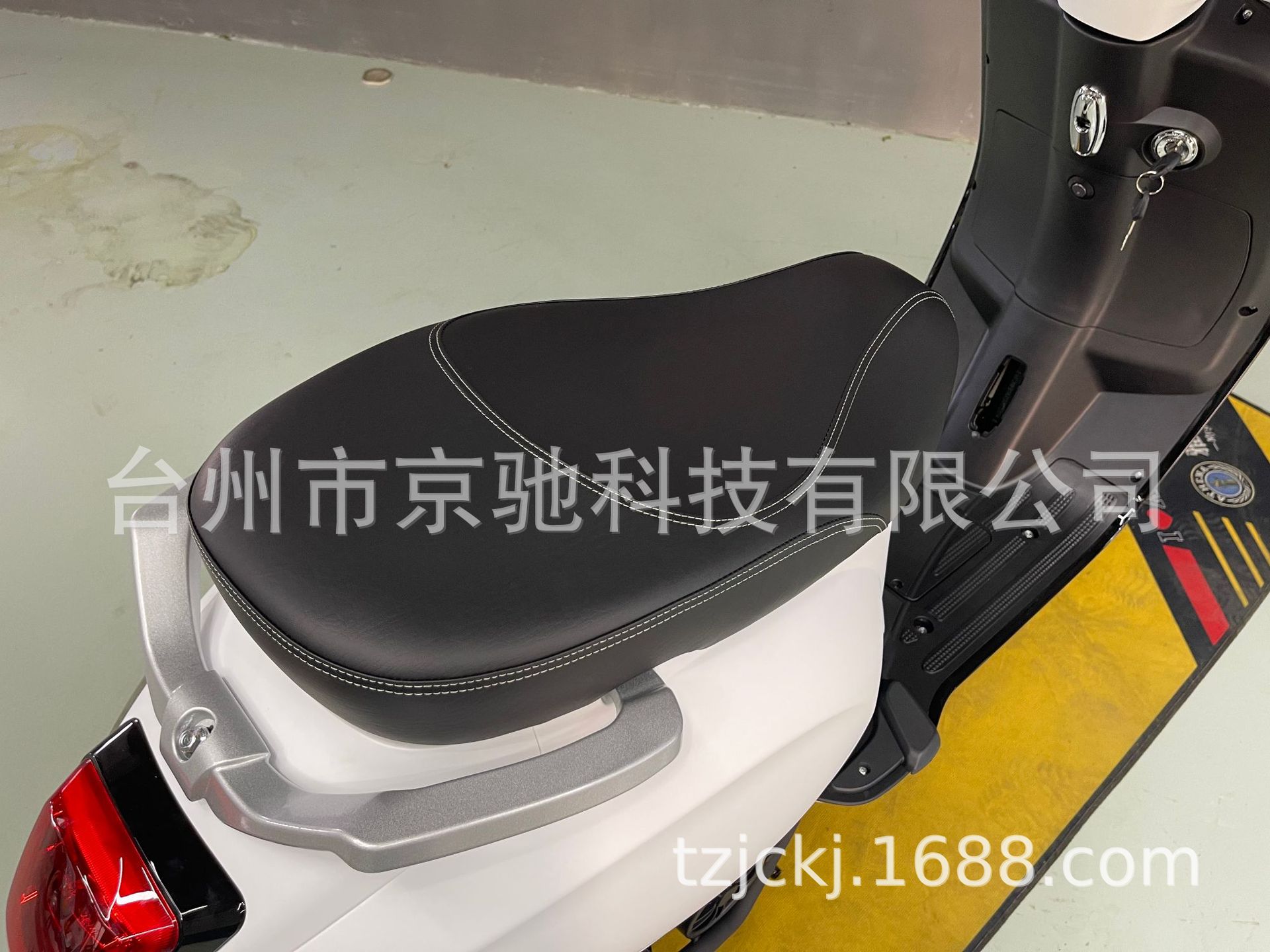 Small Vespa50Cc Scooter Manufacturer Wholesale Cross-Border Supply of New Southeast Asian Vietnamese Motorcycles