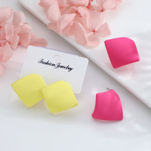 �ǹ�ɫ��Ͱ����r�ж��hŮ�OӋ��C�ζ�Ȧ��ᔿ羳�������