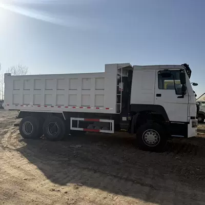 Yük maşınları 6X4 371 Horsepower Used