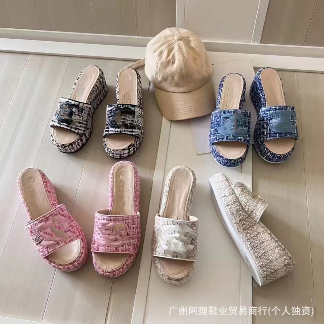 Verano nuevo fondo grueso una sandalera bordado versátil muffin fondo aumento de altura pendiente con fragancia sandalias de fondo plano para mujeres