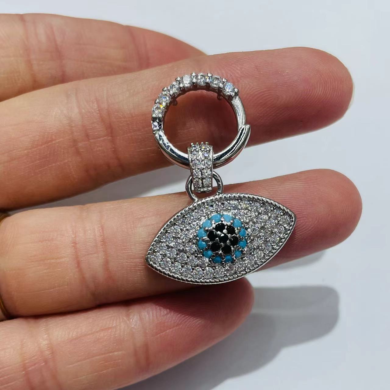 6g Weight Pendant Jewelry Making Type 1 Piece Quantity Daily, Street Occasion Copper Material Geometric, Devil's Eye, Heart Shape Pattern All Seasons Season Unisex Gender Plating Design Vintage Style, Classic Style Style 1 Piece Copper Geometric Devil's Eye Heart Shape Pendant 2