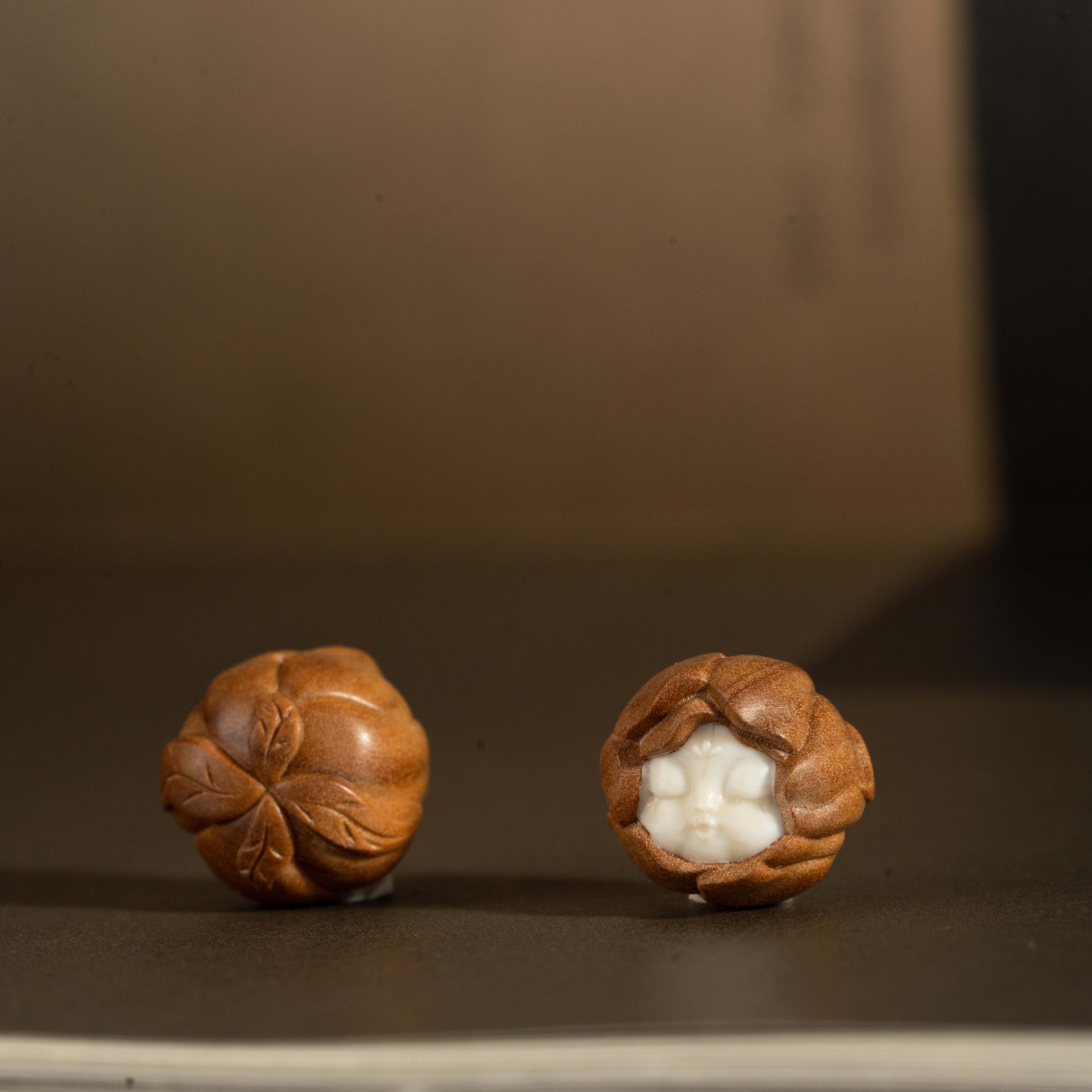Natural Laoshan sandalwood carving inlaid with mammoth ivory, refrigerator magnets, decorative beads, accessories, Buddhist beads, decorative pendants