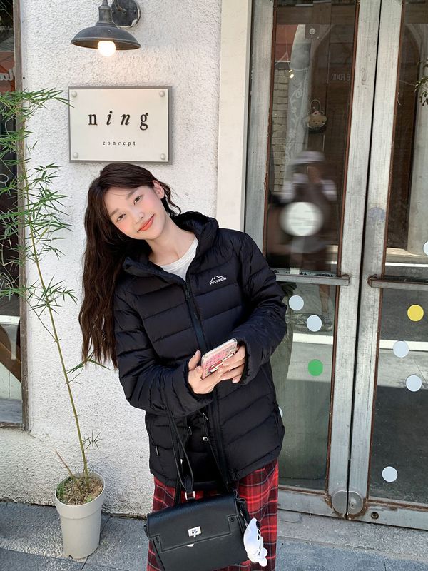 新国标绒子90%2025冬季新款轻薄连帽短款排骨羽绒服男女情侣款潮|undefined