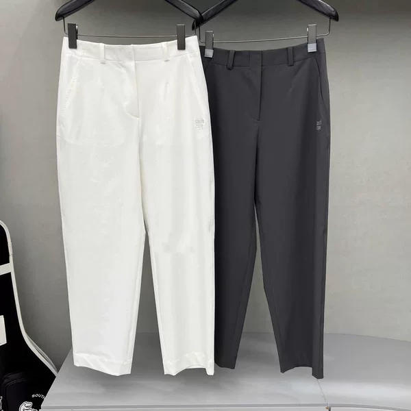 Solid color lightweight cool-touch pants with elastic back waist, simple design, anti-wrinkle fabric with good elasticity, white fabric is non-transparent