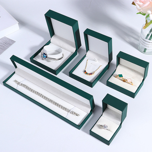 Filled leather paper jewelry packaging box, ring pair, necklace box, bracelet, bracelet box, jewelry storage gift box wholesale