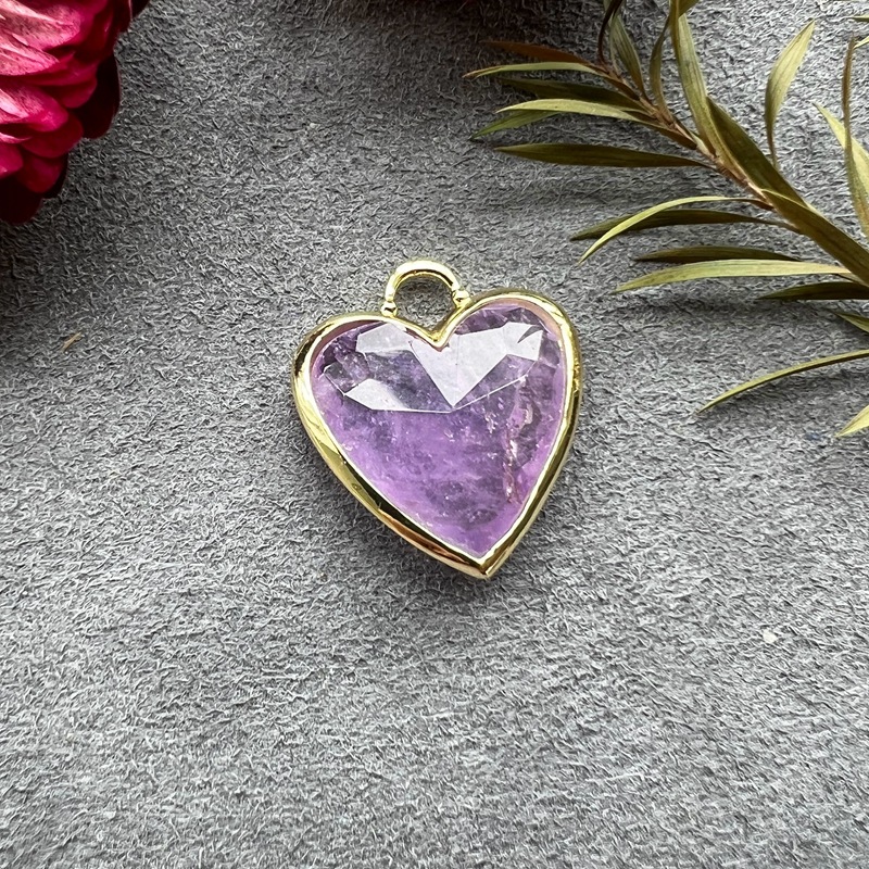 8g Weight Pendant Jewelry Making Type Natural Stone, February Birthstone Amethyst Inlay Material Charms Classification 1 Piece Quantity Street Occasion natural stone Material Heart Shape Pattern Women's Gender Novelty Style 1 Piece Natural Stone Natural Stone February Birthstone Amethyst Heart Shape Pendant Charms 6
