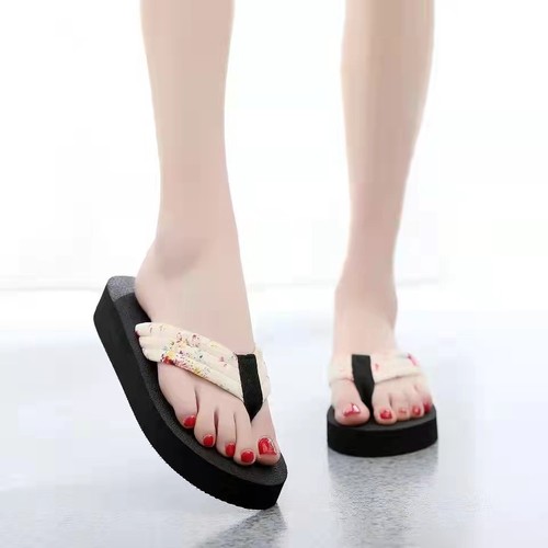 High-heeled thick-soled sandals for women, summer beach anti-slip herringbone sandals for ladies, floral fashionable Korean-style outerwear sandals