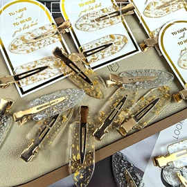 发夹;美发梳;发梳头饰