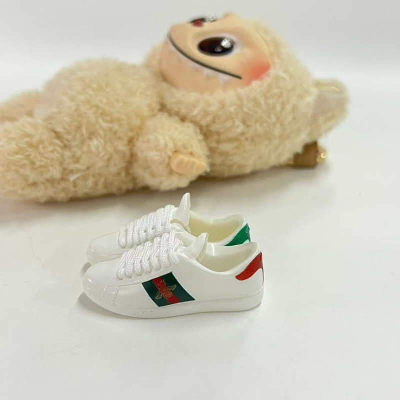 LABUBU Zapatos Rabu Ropa de bebé 17cm felpa vinilo bolso de muñeca colgante para zapatos desnudos caja ciega