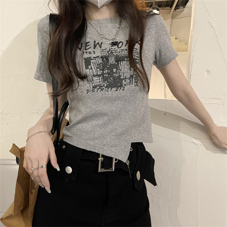 ギャル風デザイン感の短いtシャツは夏の2024の新商品が不規則で、大衆ins半袖上着の女性ブームです。