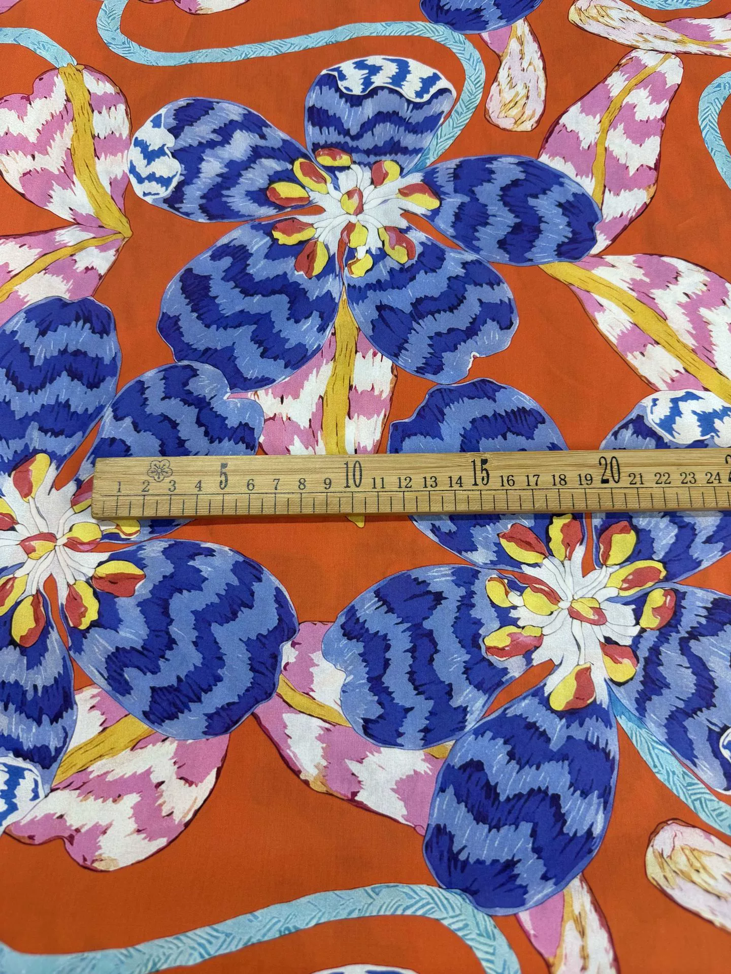 Хлопок 100-слой плотности поплин Liberty pattern Leading Lady (красная нижняя Xinjiang длинноволокнистый хлопок)