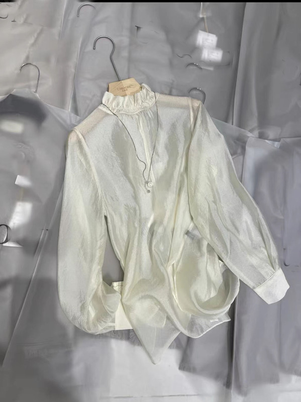 UMOOI exquisite lace collar shirt elegant shirt two-color optional