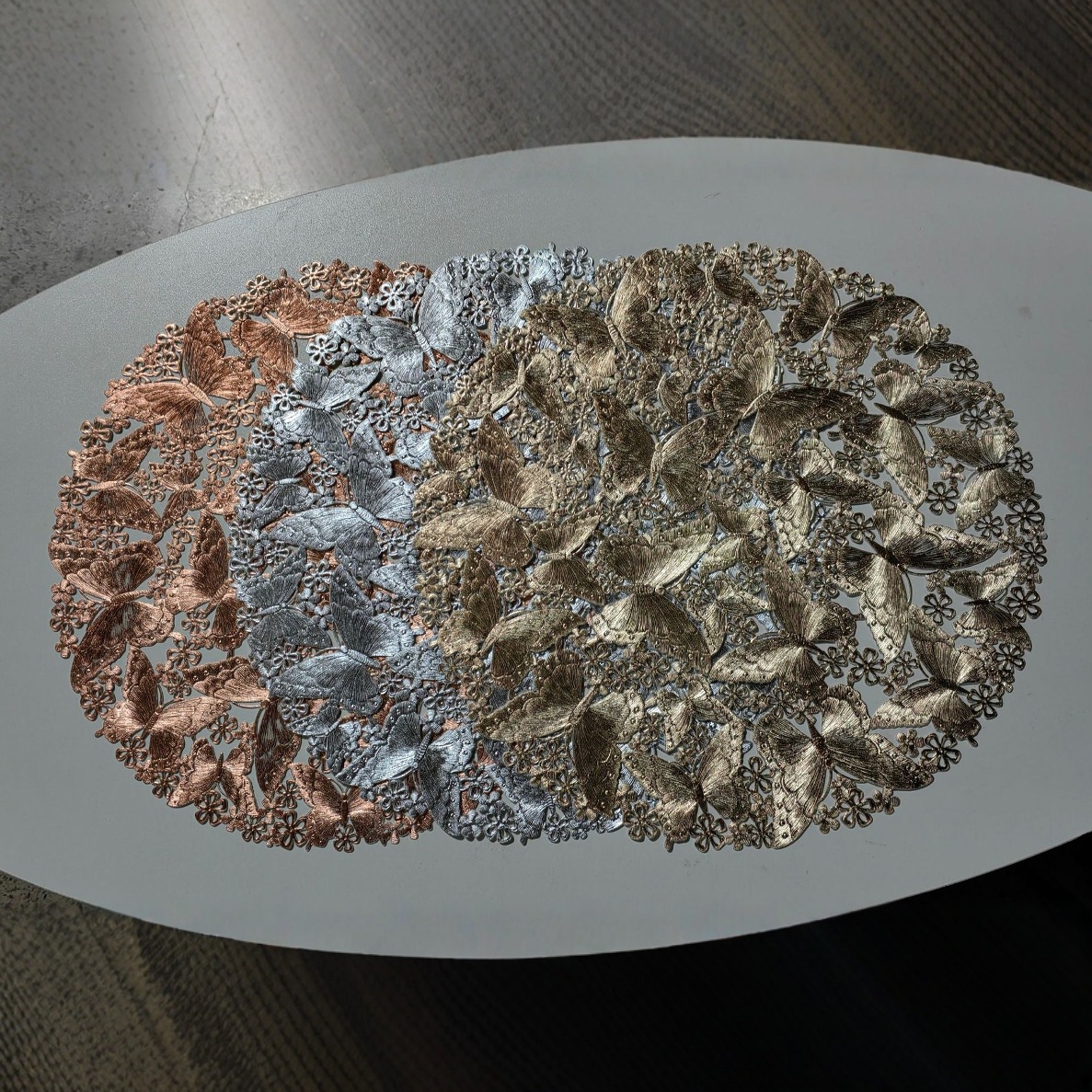 Mantel de mesa de arte para el hogar Mantel de mesa de pvc de mariposa Creativo impermeable, a prueba de aceite, anti-escaldado, almohadilla de aislamiento térmico, almohadilla decorativa hueca, mantel redondo