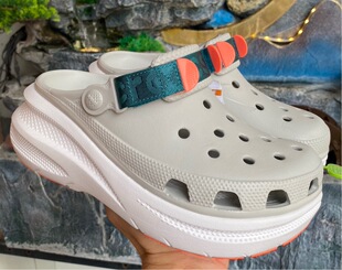 ��ԭcro��݆����Ь�ļ�Ů�@���L���φ�Ь������ߕr�а��^ɳ��Ь