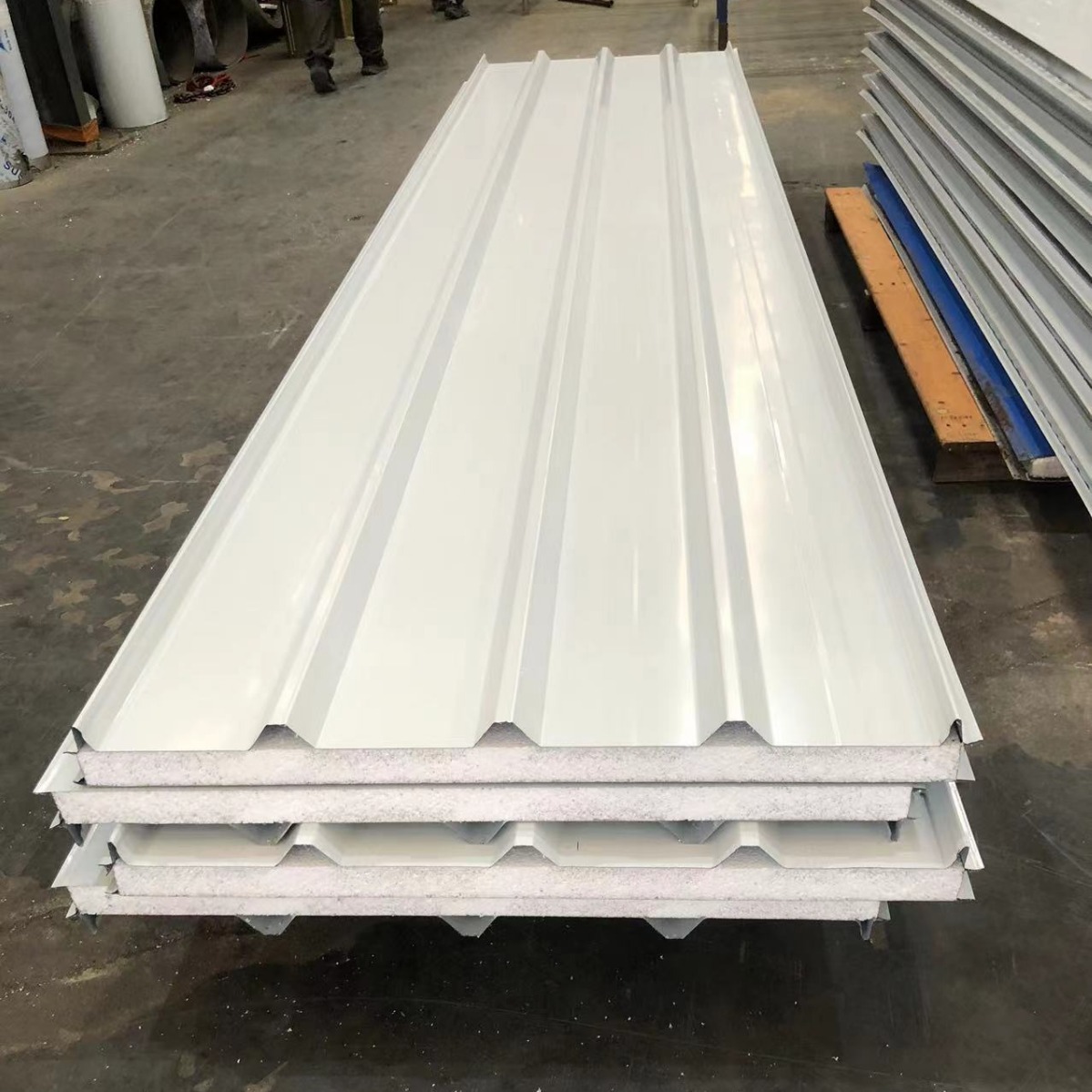 养殖场屋面瓦泡沫夹芯彩钢瓦活动房室外隔热外墙搭棚盖顶保温瓦