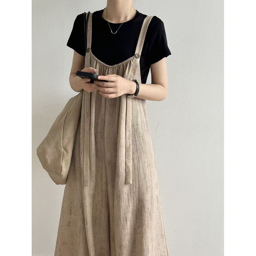 Summer new style, a complete set of women's large size loose slimming and fat short-sleeved shirt + straps and wide-leg pants skirt two-piece set