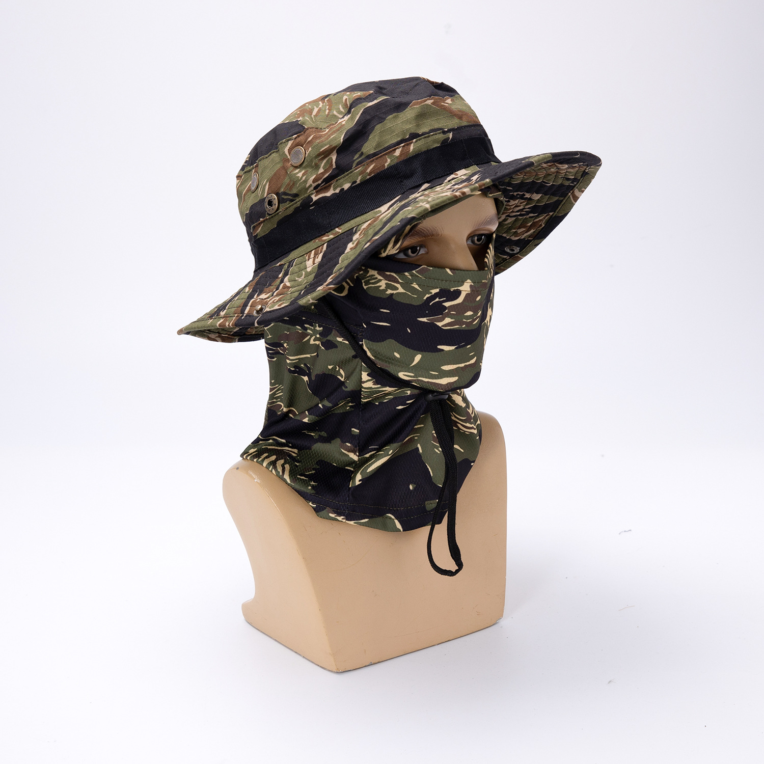 Sombrero de borde redondo de camuflaje transfronterizo Sombra de sol al aire libre Tácticas Funda de sombrero Benny Tapa de ley Balafak Máscara de pesca