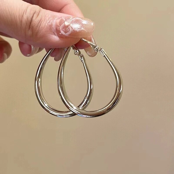 水滴素圈耳环女轻奢高级感耳钉圈圈耳饰冷淡风夸张大耳圈