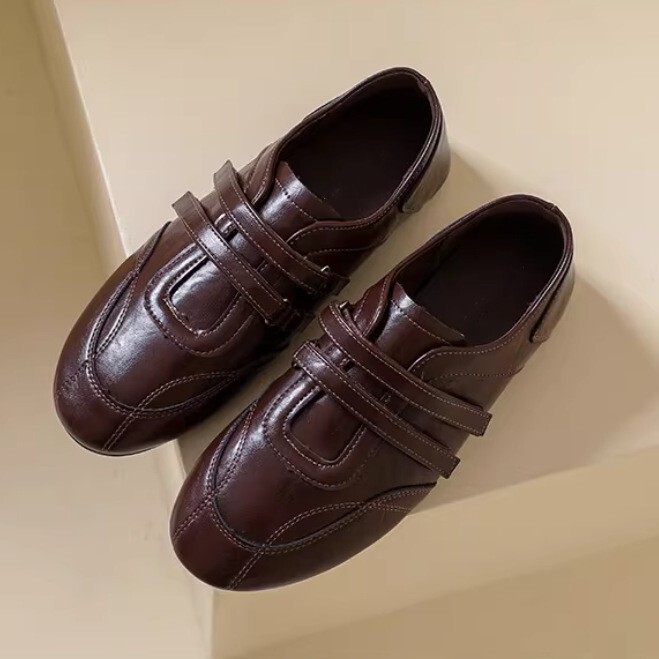 Genuine leather soft-soled German training shoes for women, autumn collection, with Velcro closures, shallow-toe, flat-soled, casual shoes, sneakers, and loafers Genuine leather soft-soled German training shoes for women, autumn collection, with Velcro closures, shallow-toe, flat-soled, casual shoes, sneakers, and loafers