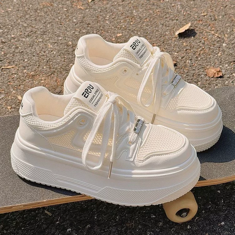 Модные женские белые кроссовки весна/лето 2025, сетчатые, на толстой подошве, увеличивающие рост, универсальные спортивные.